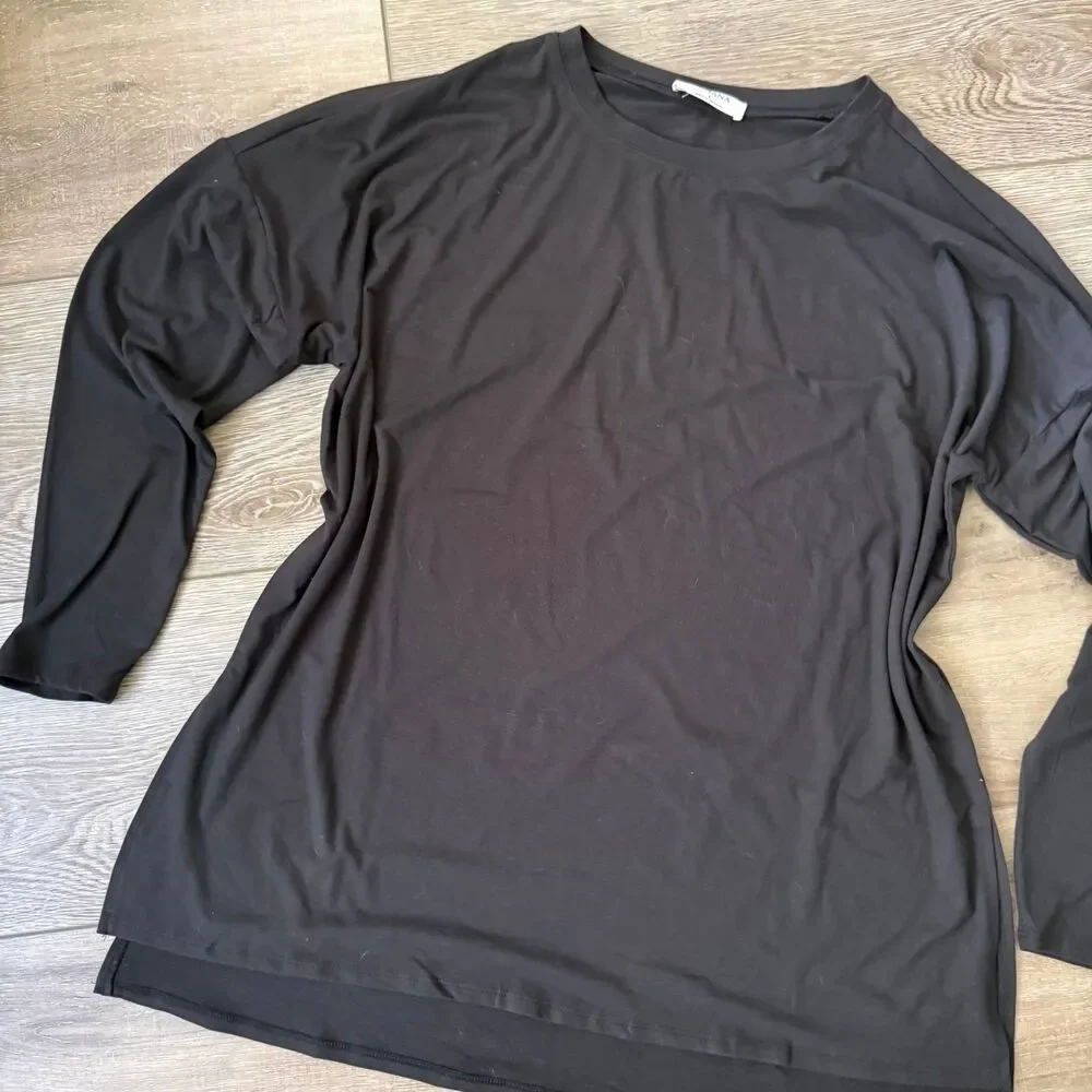 Boutique Sleeved Top